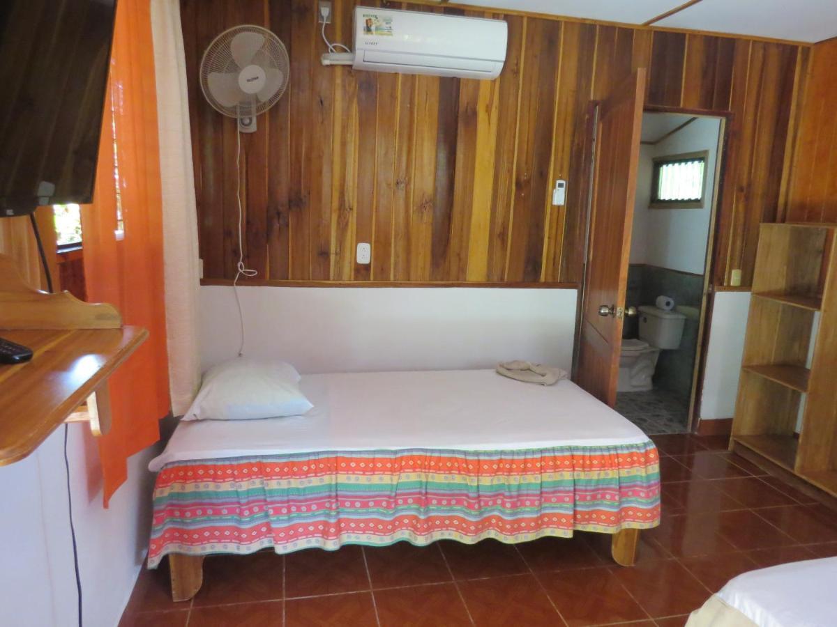 Poponjoche Lodge *