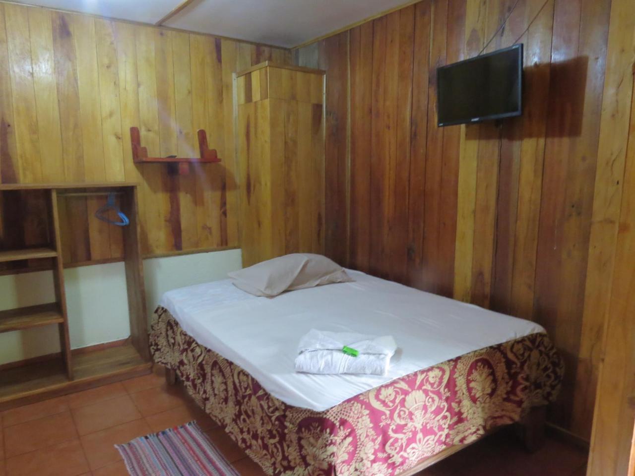 Poponjoche Lodge *
